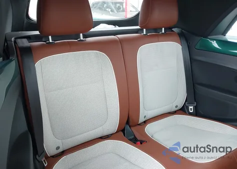 2017 Volkswagen Beetle #Pinkbeetle/1.8T Classic/1.8T S/1.8T Se/1.8T Sel из США, поврежденный, VIN 3VW517AT9HM821253